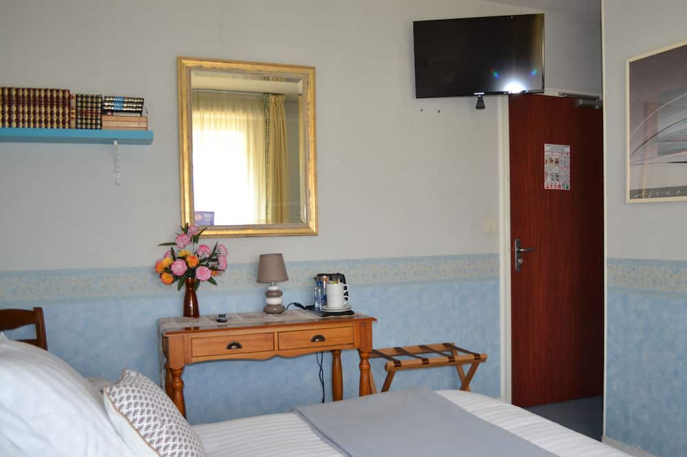 Photo of Bathroom in Brissac-Quince