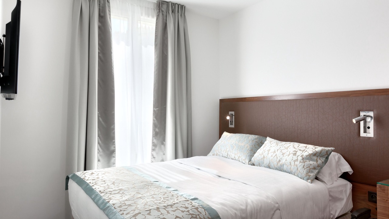 Photo of Bedroom in Batignolles