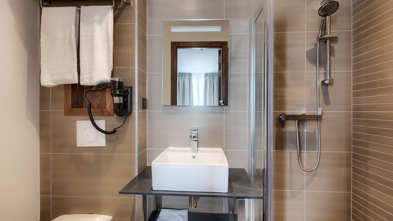 Photo of Bathroom in Batignolles