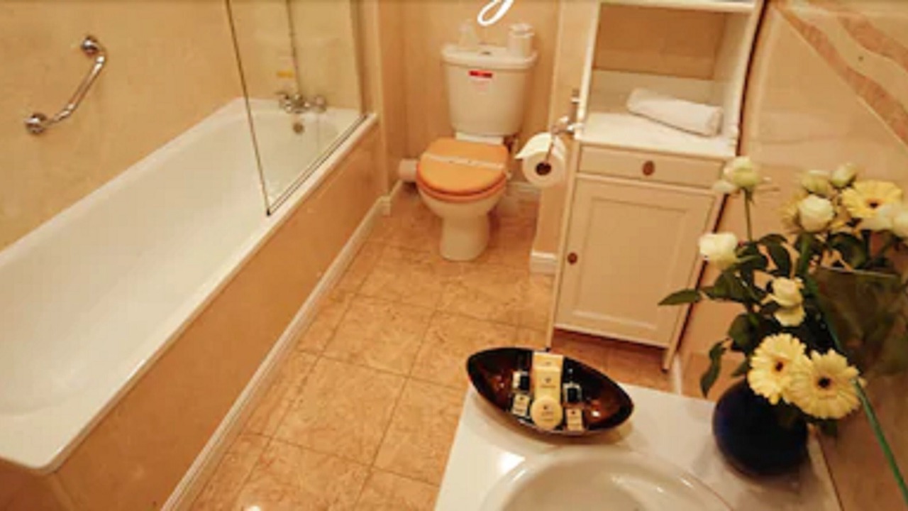 Photo of Bathroom in Weston-super-Mare