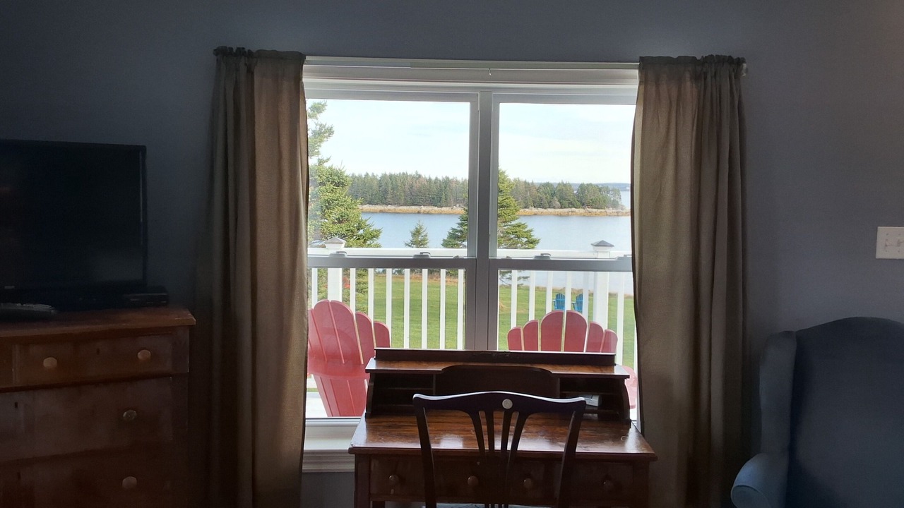 Photo of Bedroom in Charlos Cove