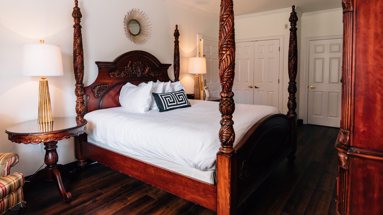 Photo of Bedroom in Downtown Historic
