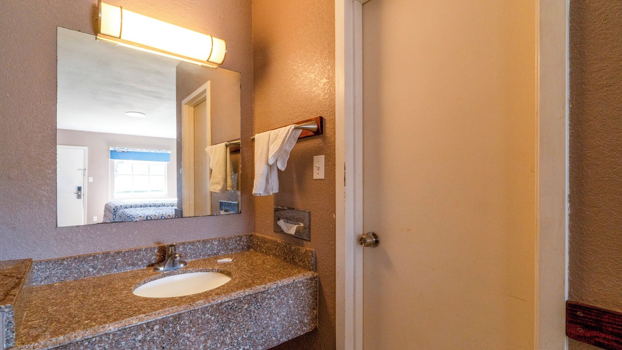 Photo of Bathroom in Sweet Home