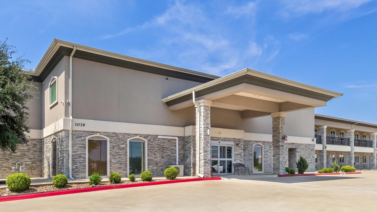 Photo of Outdoor in Bryan