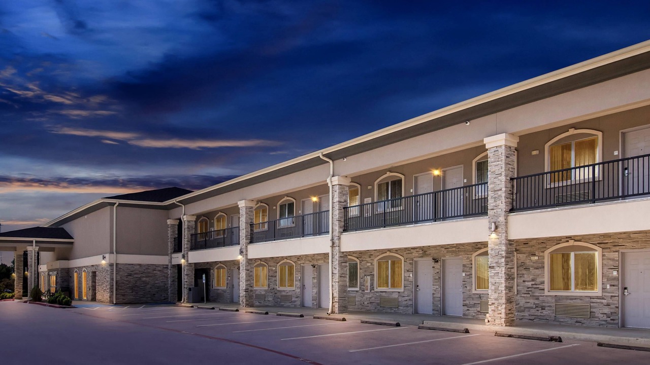 Photo of Outdoor in Bryan