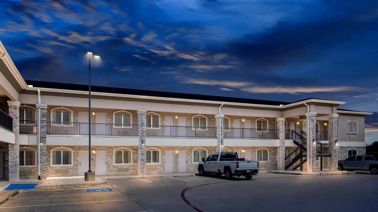 Photo of Outdoor in Bryan