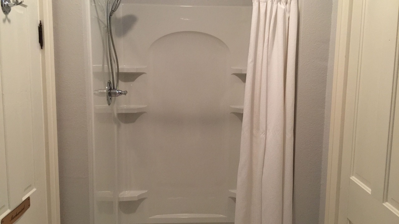 Photo of Bathroom in Eureka Springs Historic District