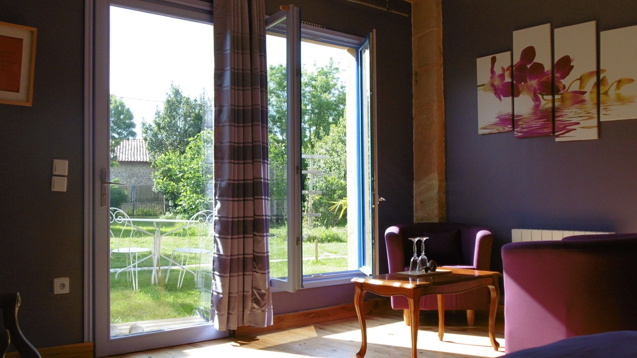 Photo of Bedroom in Saint-Seurin-de-Cadourne