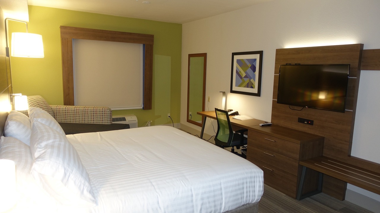 Photo of Bedroom in Brentwood