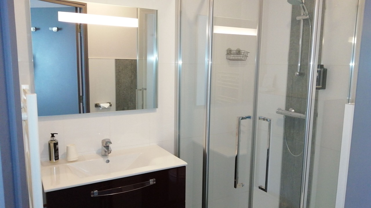 Photo of Bathroom in Nazelles-Negron