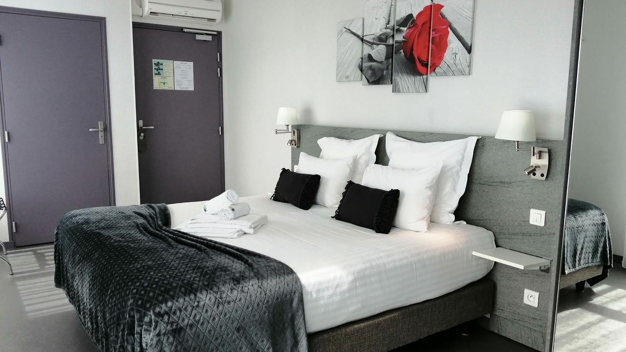 Photo of Bedroom in Nazelles-Negron