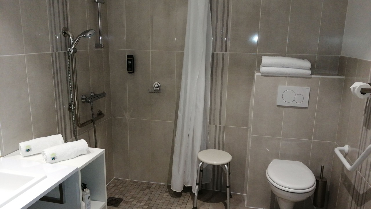 Photo of Bathroom in Nazelles-Negron
