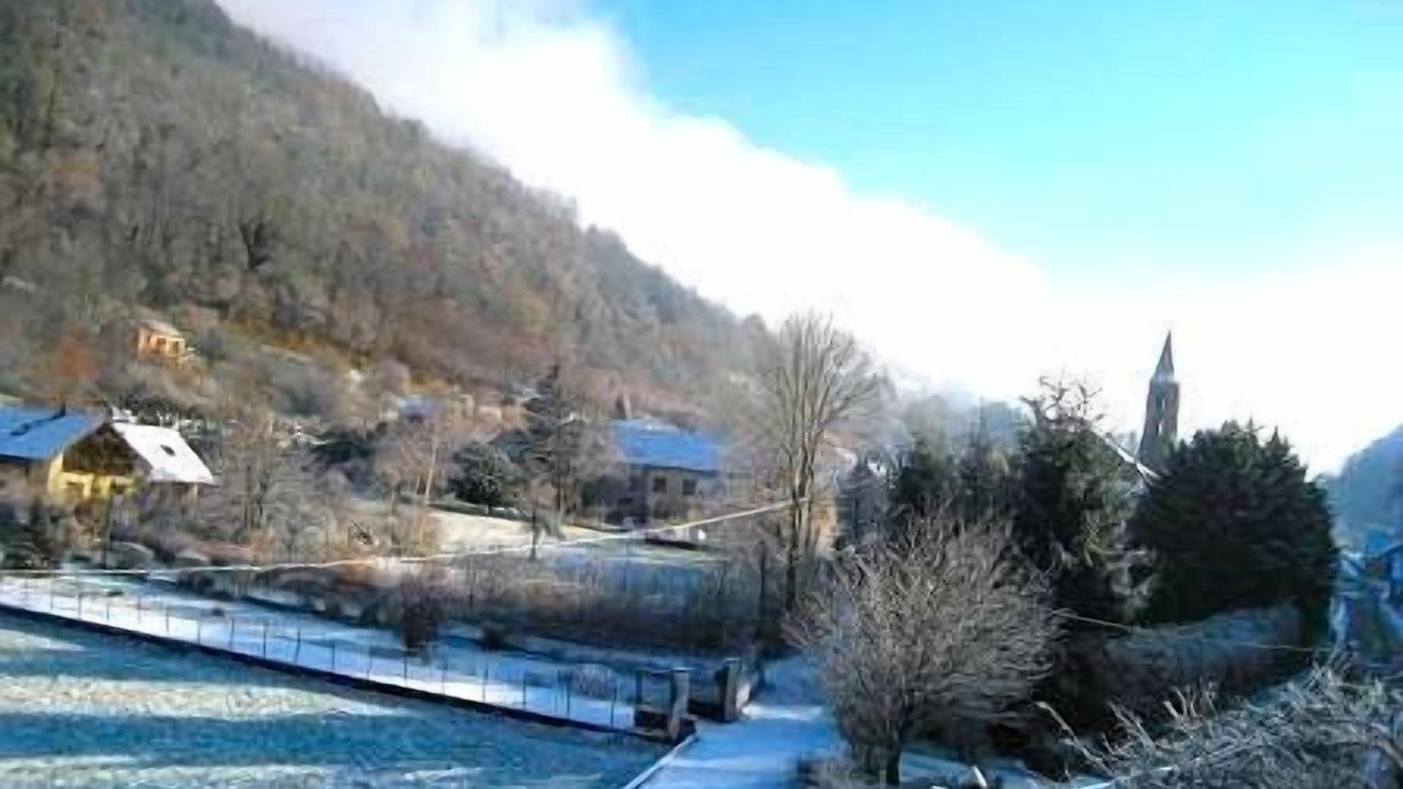 Photo of Others in Biert