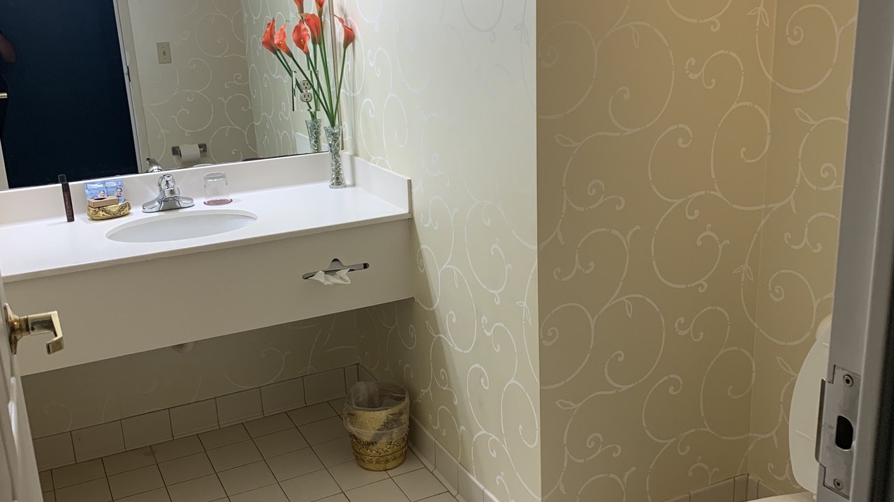 Photo of Bathroom in Maysville