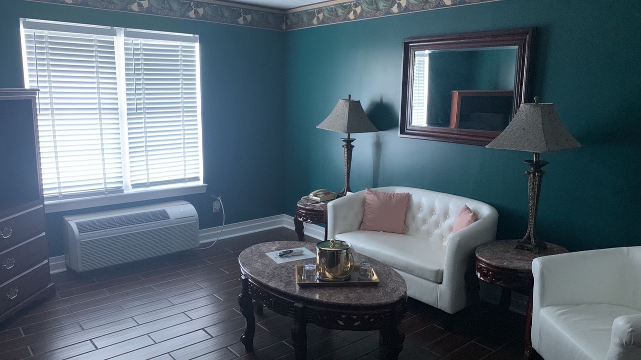 Photo of Bedroom in Maysville