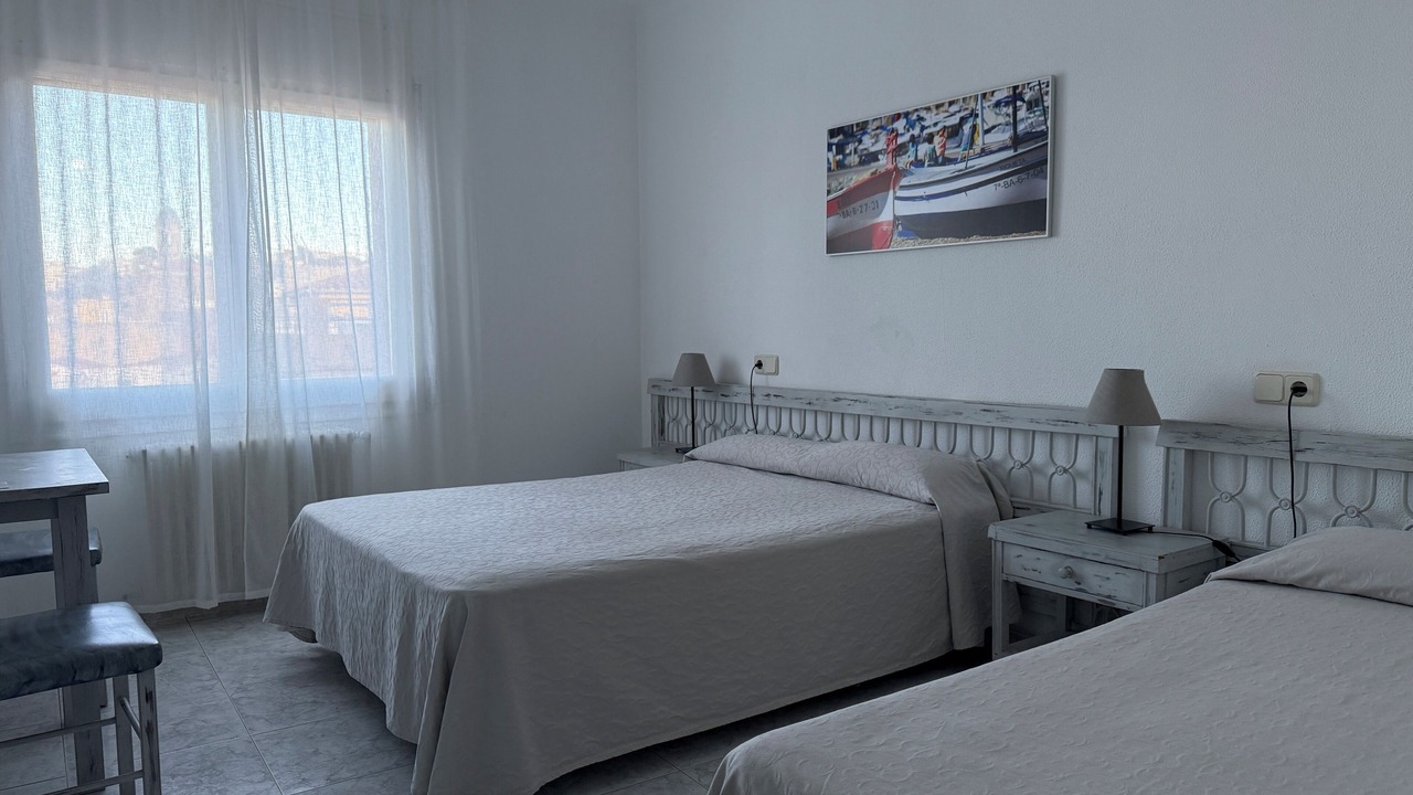Photo of Bedroom in Llanca