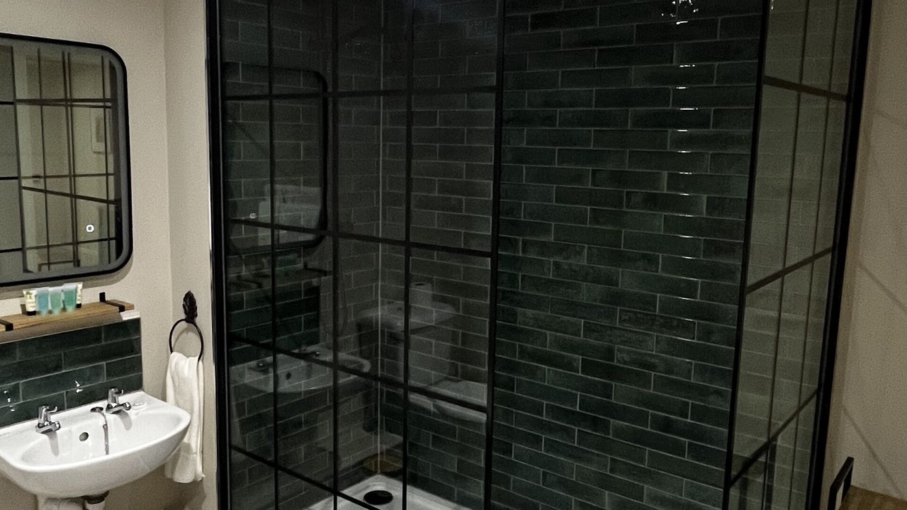 Photo of Bathroom in Eynsham