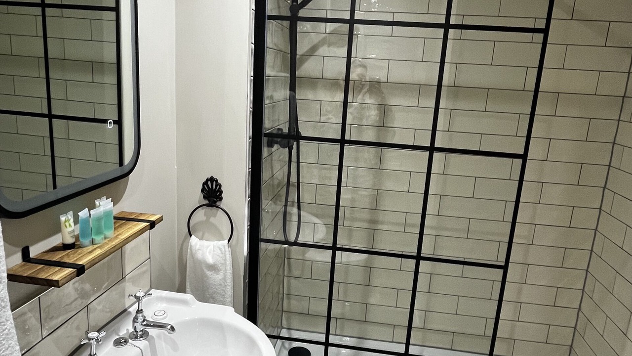 Photo of Bathroom in Eynsham