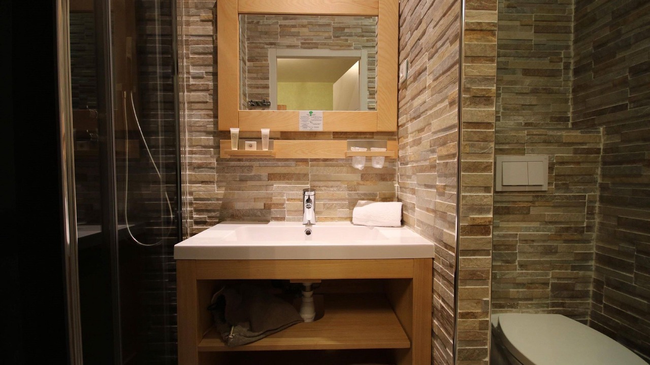 Photo of Bathroom in Parentis-en-Born