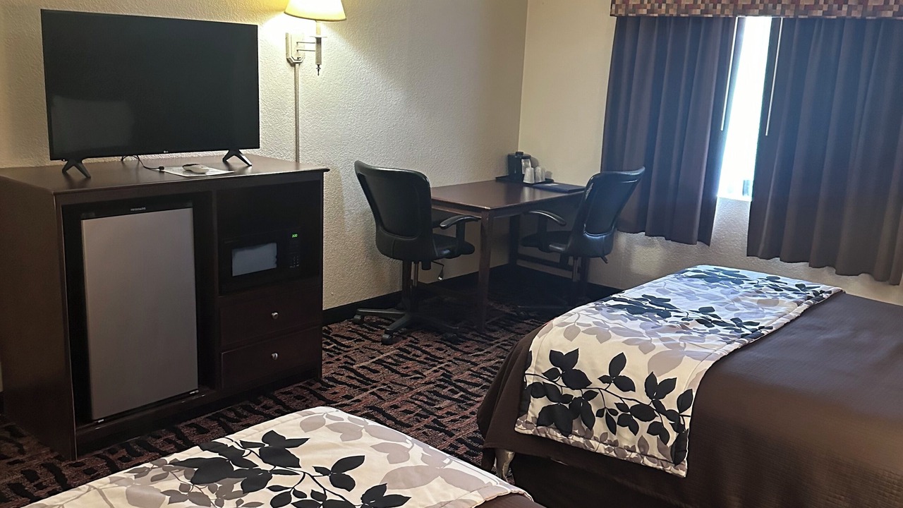 Photo of Bedroom in Zanesville