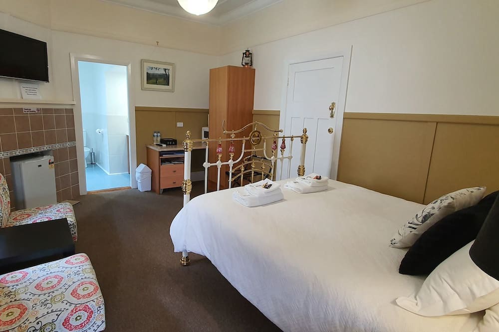 Photo of Bedroom in Gloucester