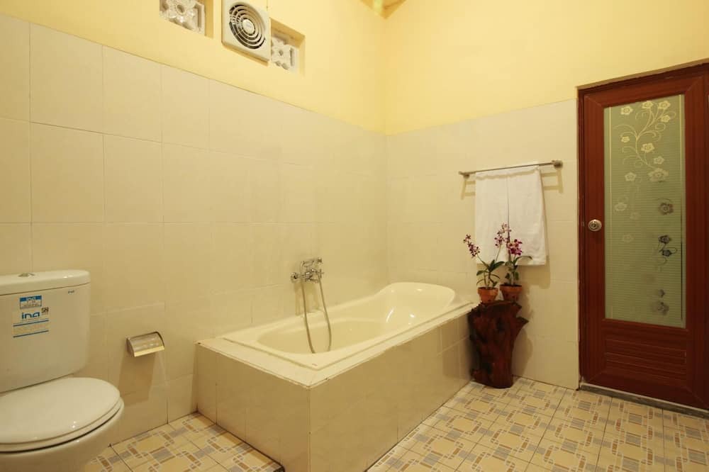 Photo of Bathroom in Munduk