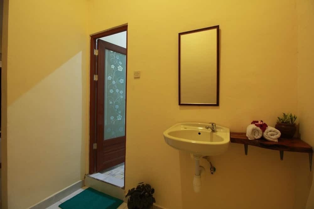 Photo of Bathroom in Munduk