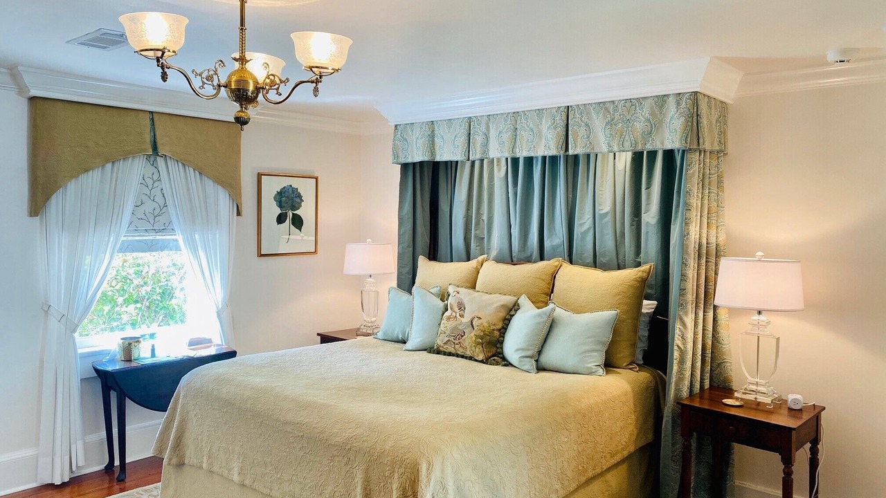 Photo of Bedroom in Natchez
