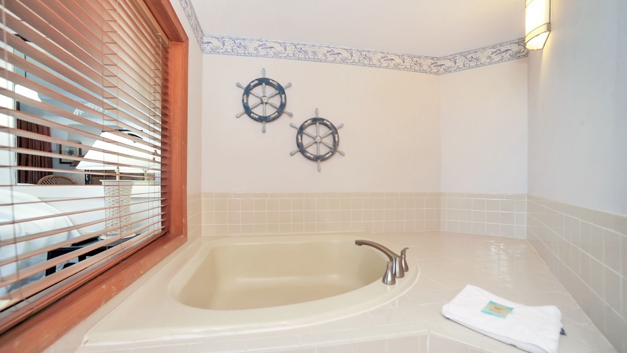 Photo of Bathroom in Indian Harbour Beach