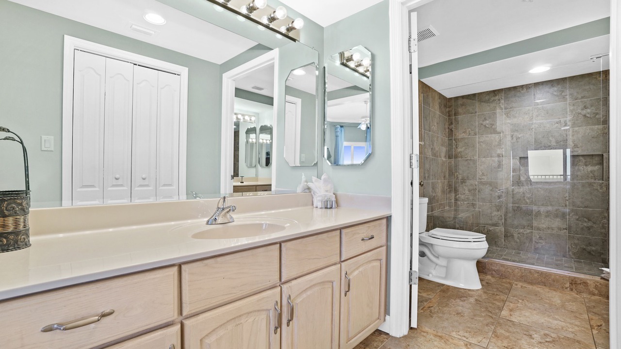 Photo of Bathroom in Crescent Beach