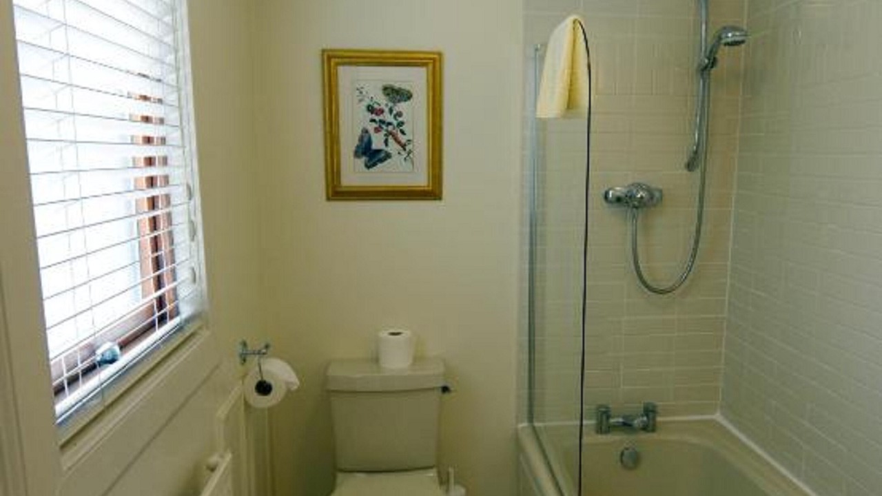 Photo of Bathroom in Torlundy