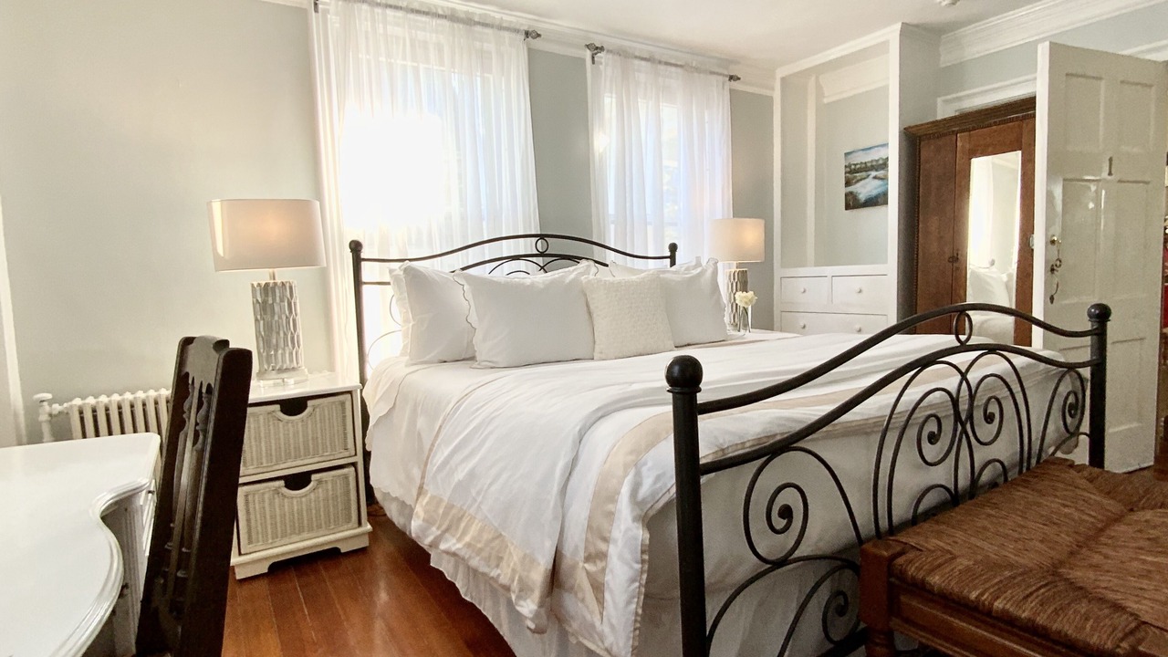 Photo of Bedroom in Brant Point