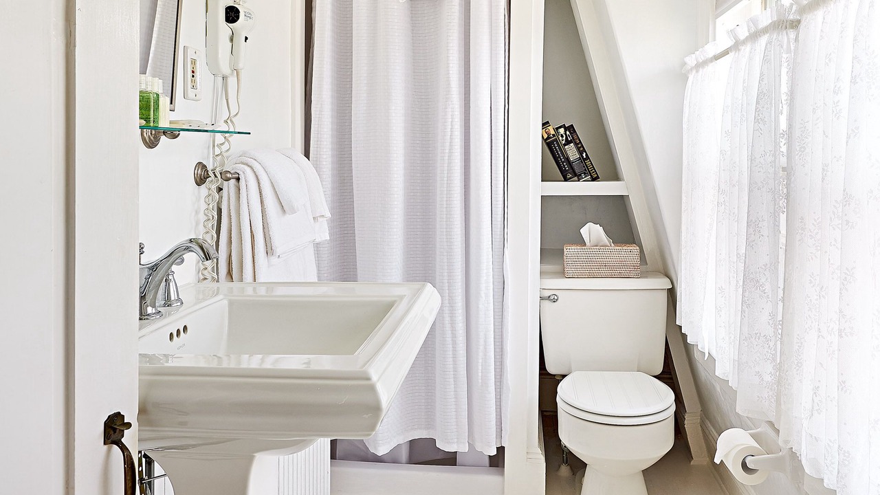 Photo of Bathroom in Brant Point