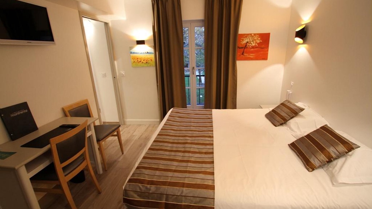 Photo of Bedroom in Condom