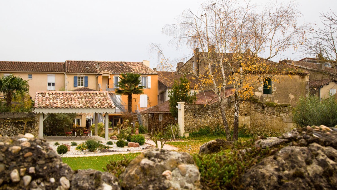 Photo of Outdoor in Condom