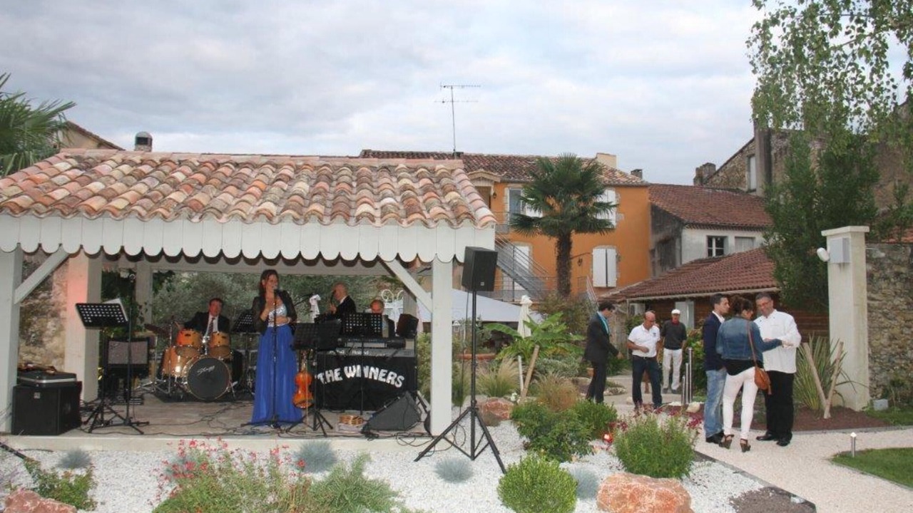 Photo of Outdoor in Condom