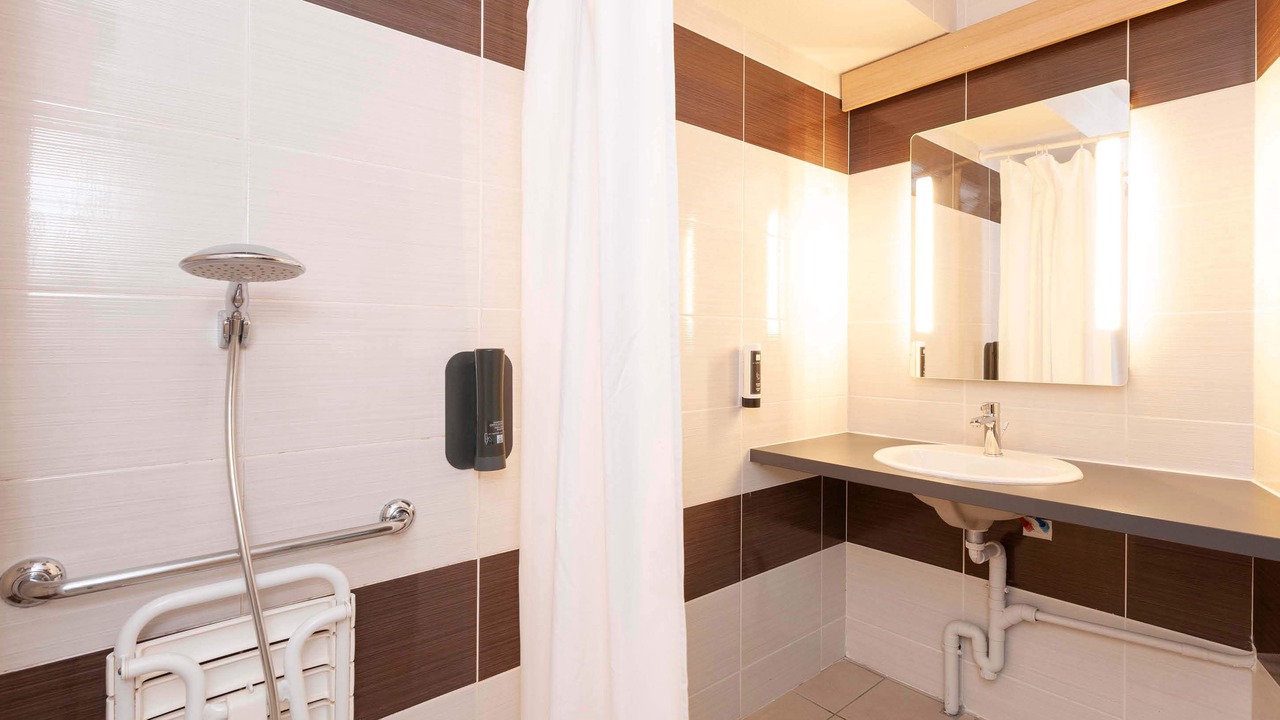 Photo of Bathroom in Pau Nord