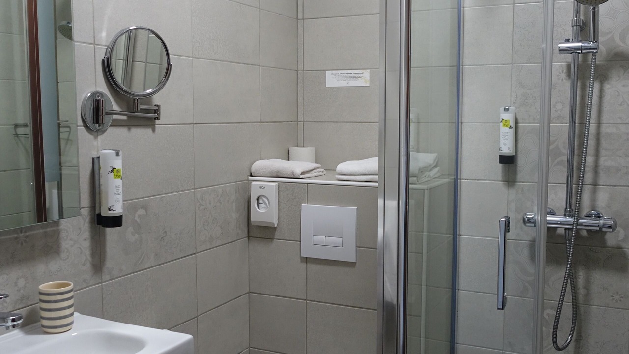 Photo of Bathroom in Confolens