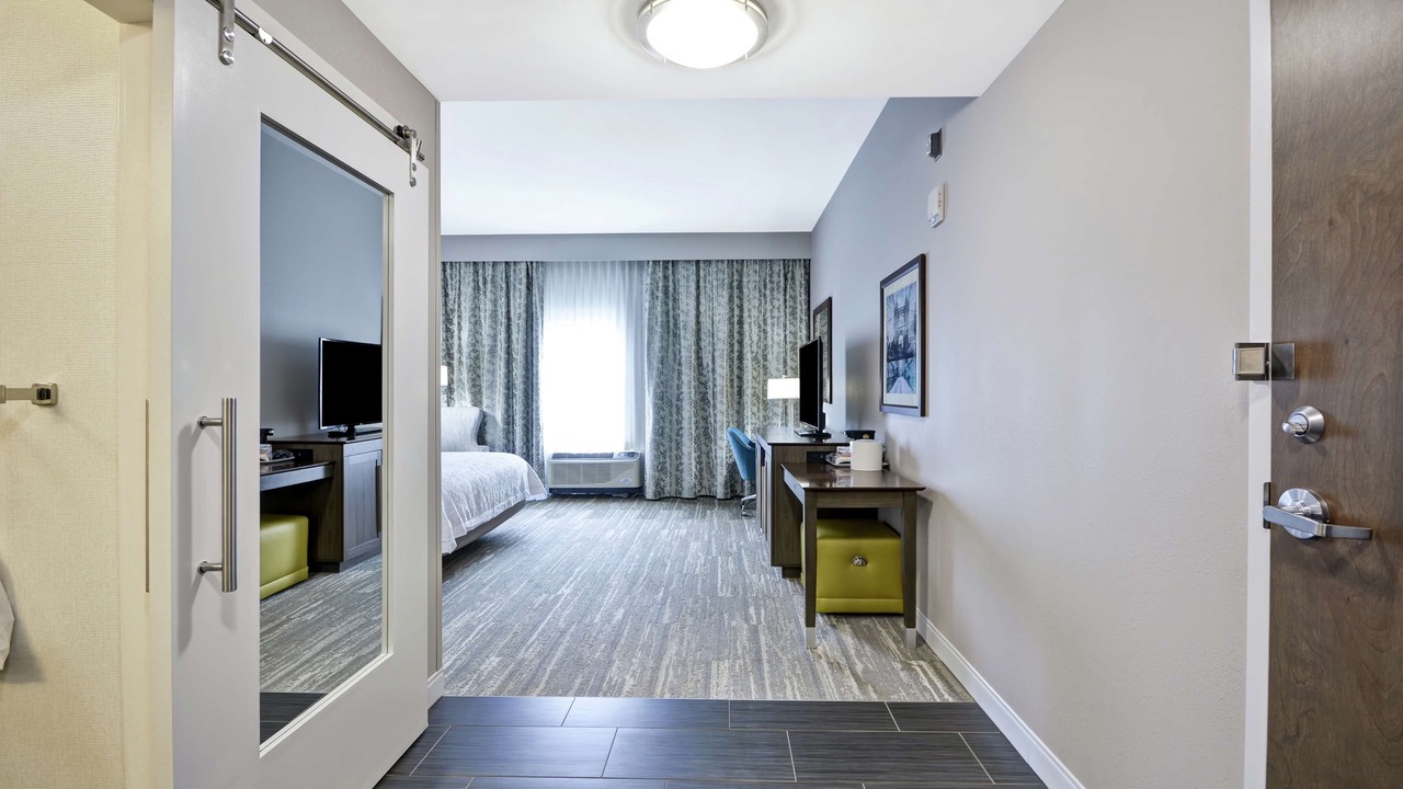 Photo of Bedroom in Blue Ash