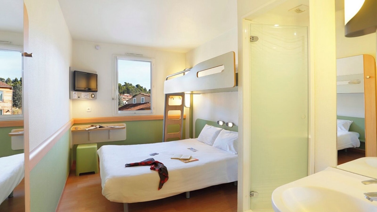 Photo of Bedroom in Apt