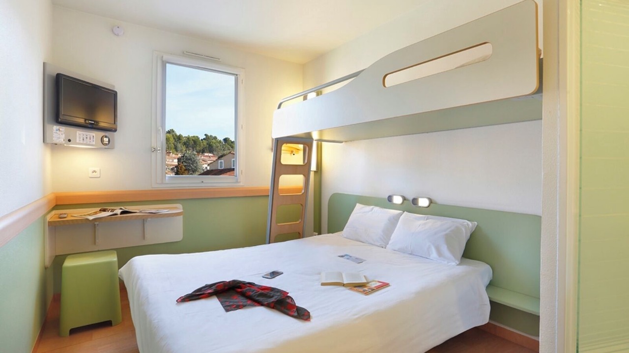 Photo of Bedroom in Apt