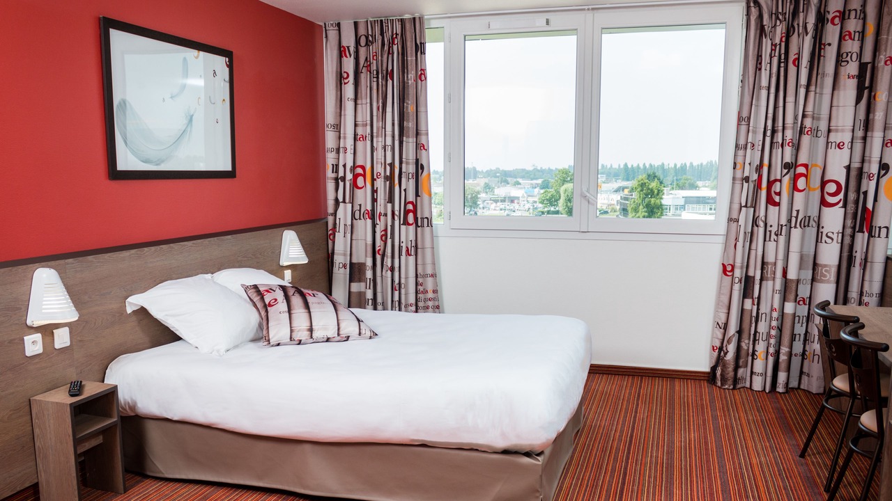 Photo of Bedroom in Saint-Contest