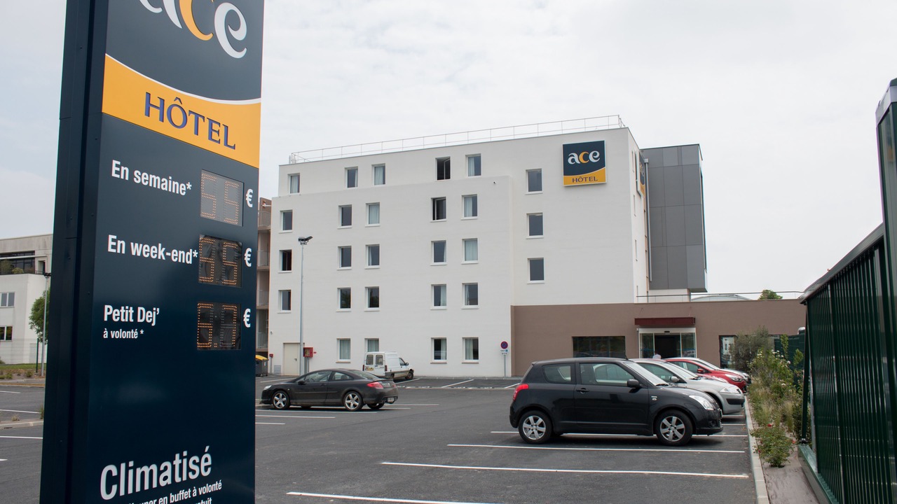 Photo of Outdoor in Saint-Contest