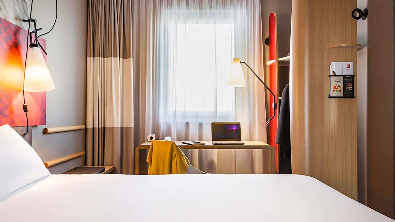 Photo of Bedroom in Sens