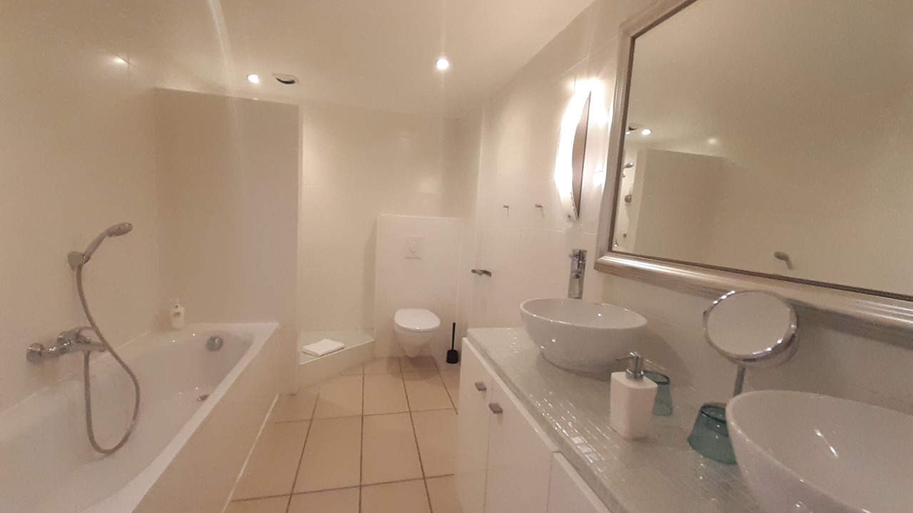 Photo of Bathroom in Collobrieres