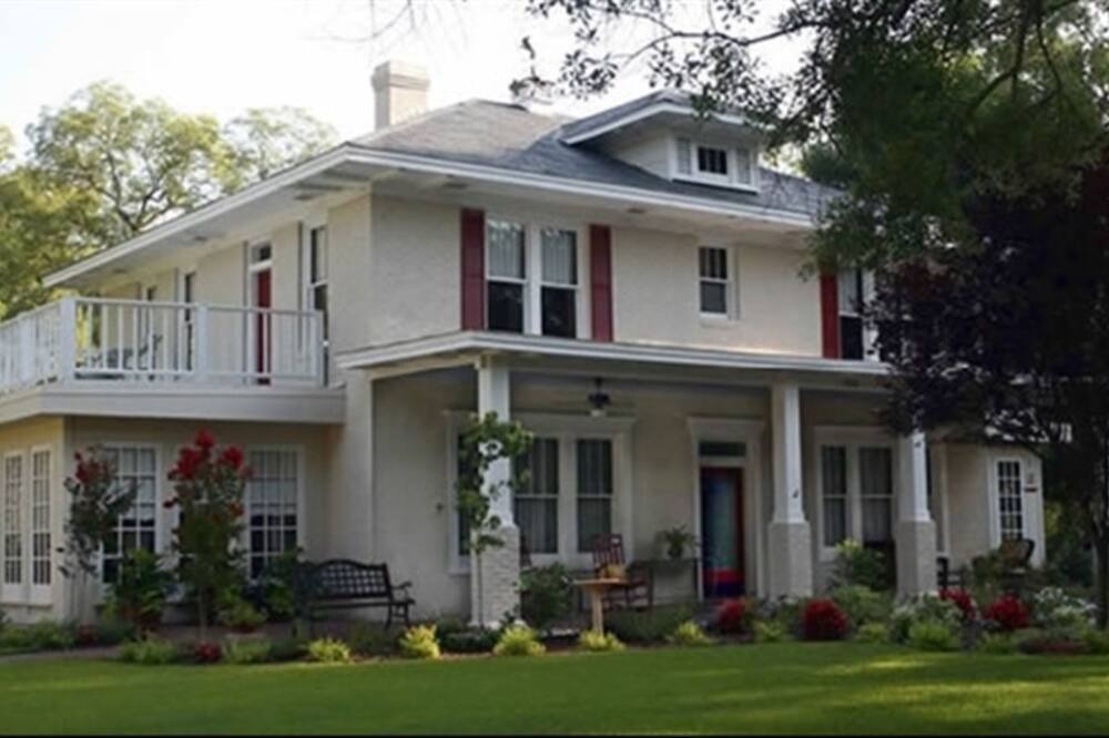 Photo of Outdoor in Jefferson
