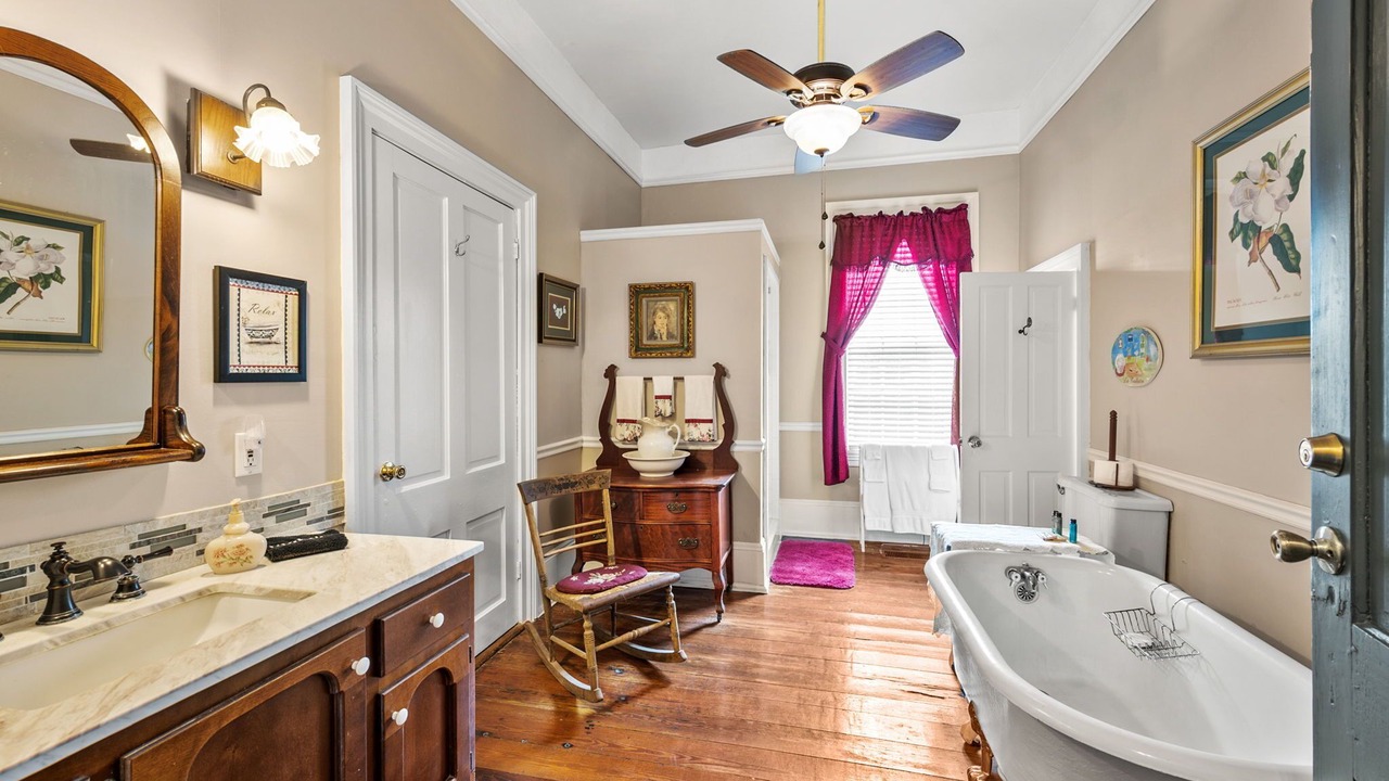 Photo of Bedroom in St. Marys