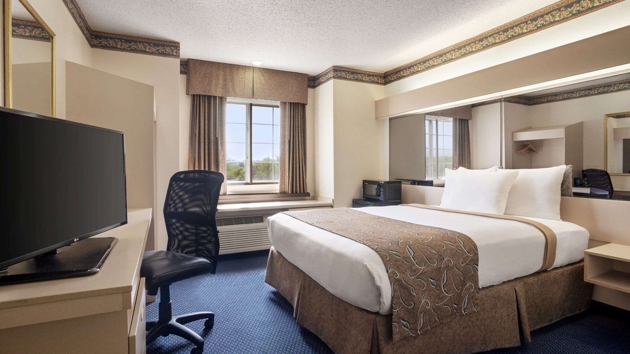 Photo of Bedroom in Fort Scott