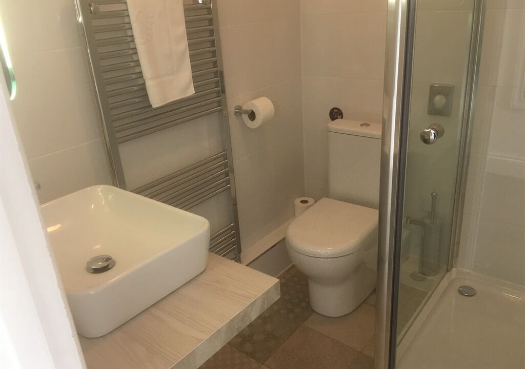 Photo of Bathroom in Portreath