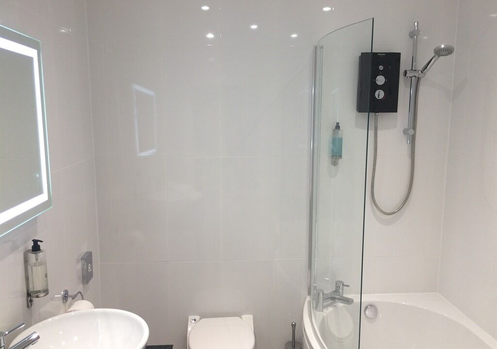 Photo of Bathroom in Portreath